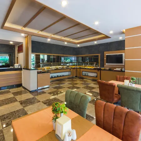 Hotel Lonicera 3*