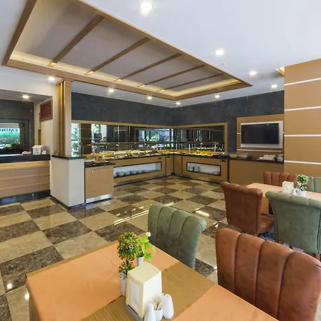 洛尼塞拉城市酒店 酒店