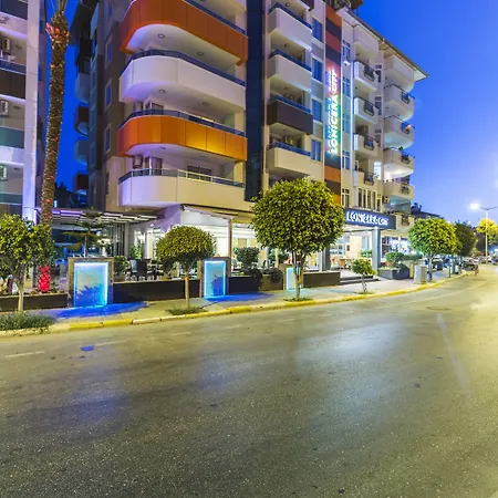 洛尼塞拉城市酒店 3* 阿拉尼亚