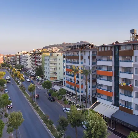 Lonicera Hotel 3*