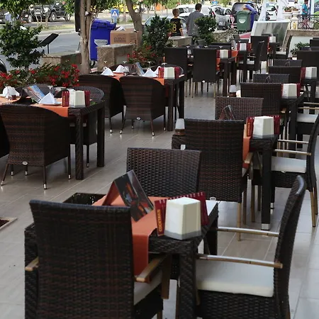 Hotell Lonicera 3*