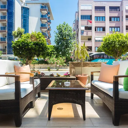 Lonicera Szálloda Alanya