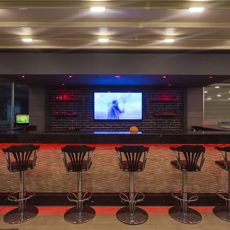 호텔 Lonicera 알란야