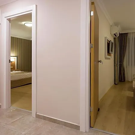 Lonicera Готель 3*