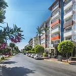 Lonicera Отель 3*