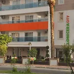 Отель Lonicera 3*